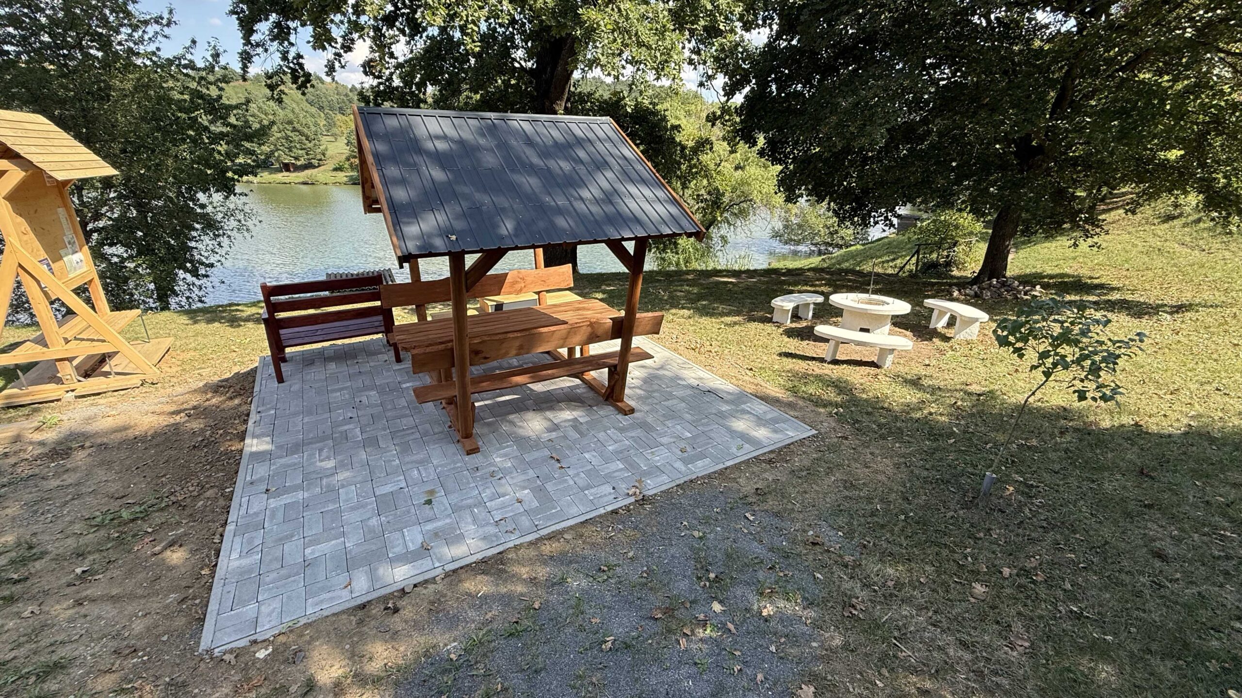 Megújultak a Komlói Bányász Horgász Egyesület bázisai